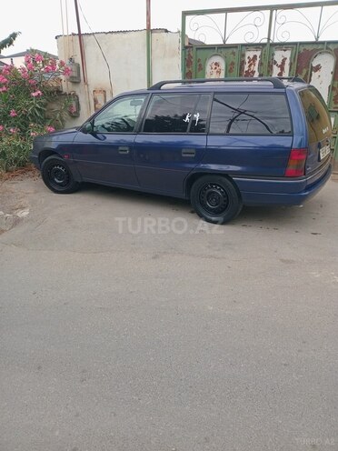Opel Astra 1996, 424,000 km - 1.6 l - Bakı