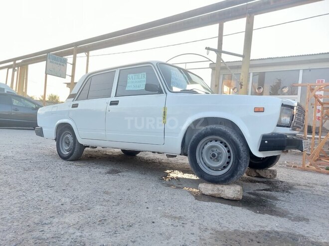 LADA (VAZ) 2107 2007, 175,000 km - 1.6 л - Bakı
