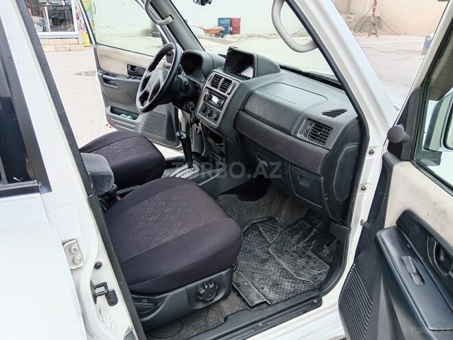 Mitsubishi Pajero io 2001, 347,000 km - 2.0 л - Sumqayıt