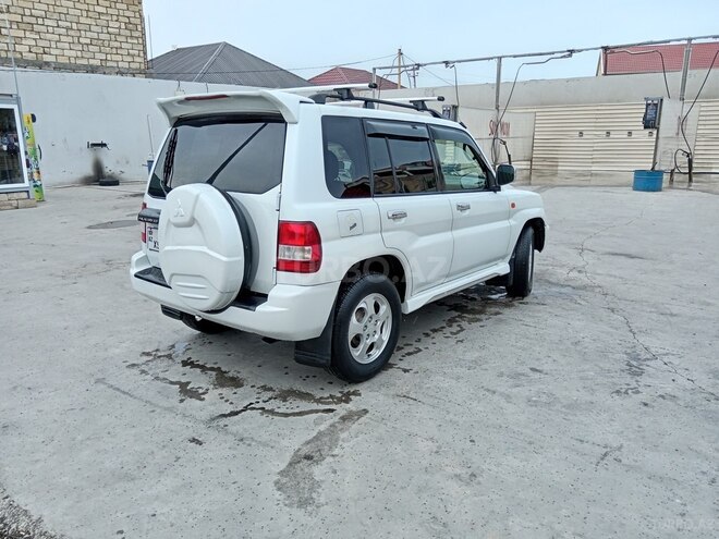 Mitsubishi Pajero io 2001, 347,000 km - 2.0 л - Sumqayıt