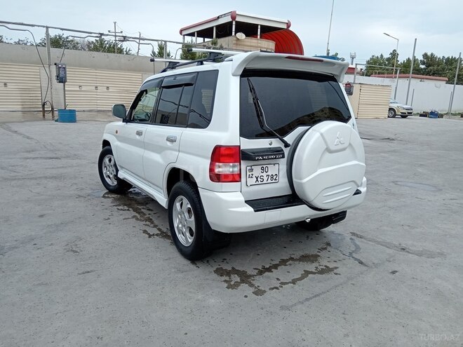Mitsubishi Pajero io 2001, 347,000 km - 2.0 л - Sumqayıt