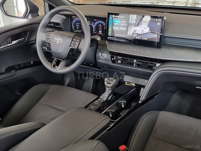 Toyota Camry-32