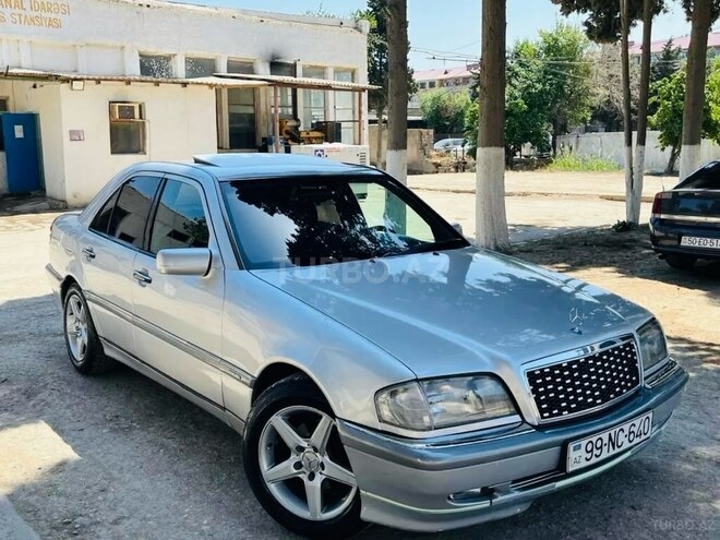 Mercedes B 200 2005, 452,360 km - 2.0 l - Bakı