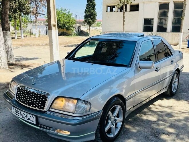 Mercedes B 200 2005, 452,360 km - 2.0 l - Bakı