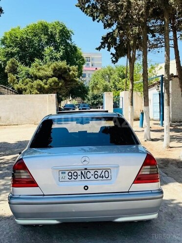 Mercedes B 200 2005, 452,360 km - 2.0 l - Bakı
