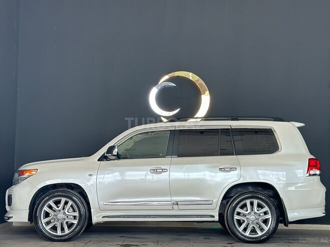 Toyota Land Cruiser-8