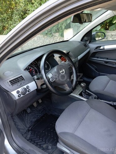 Opel Astra 2006, 197,000 km - 1.4 l - Gəncə