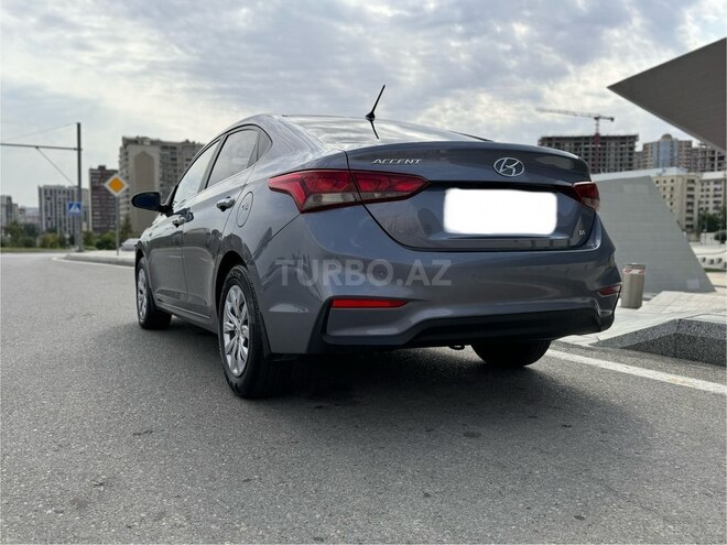 Hyundai Accent 2018, 82,835 km - 1.6 l - Bakı