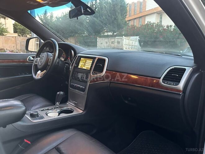 Jeep Grand Cherokee 2012, 220,000 km - 3.6 л - Bakı