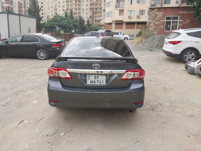 Toyota Corolla 2013, 141,987 km - 1.8 l - Bakı