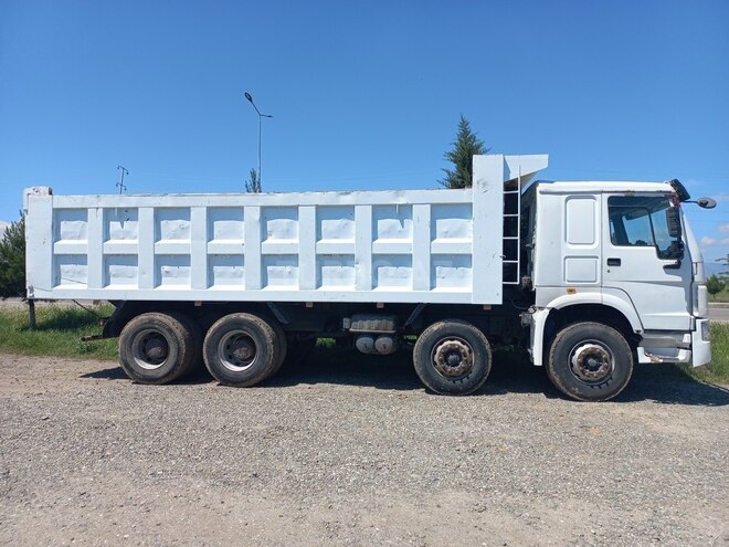 HOWO Sinotruk 2010, 200,000 km - 12.0 l - Göygöl