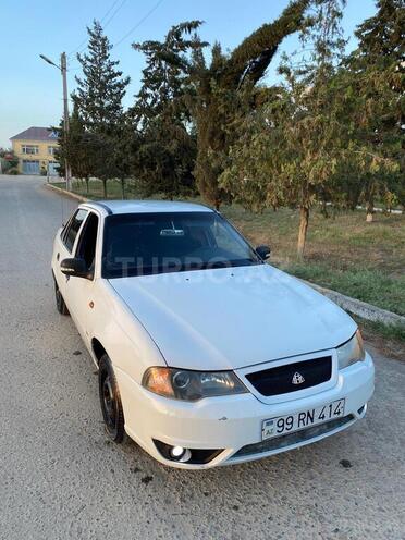Daewoo Nexia 2009, 370,000 km - 1.5 l - Salyan