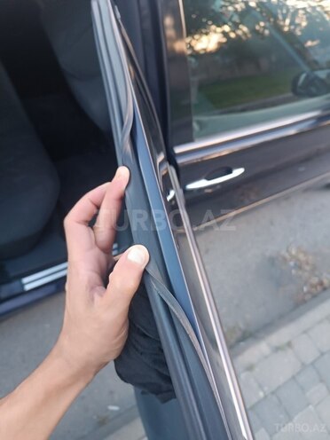 Mercedes E 270 2001, 440,000 km - 2.7 l - Qəbələ