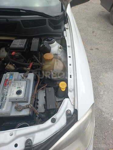 Opel Astra 2005, 268,140 km - 1.4 l - Bakı