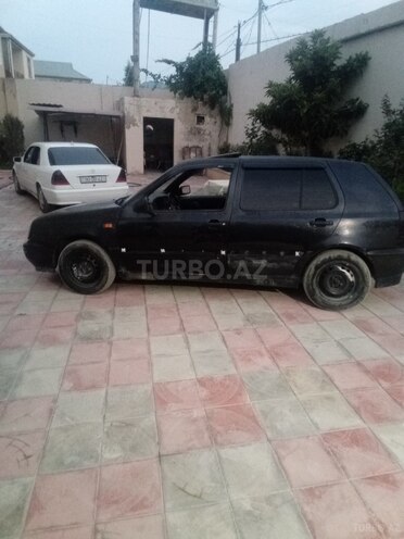 Volkswagen Golf 1997, 300,000 km - 1.8 l - Bakı