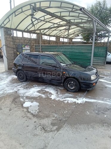 Volkswagen Golf 1997, 300,000 km - 1.8 l - Bakı