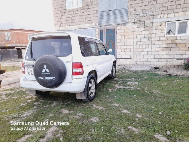 Mitsubishi Pajero io 2000, 248,000 km - 1.8 l - Bakı