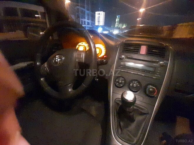 Toyota Auris 2008, 27,000 km - 1.4 l - Bakı