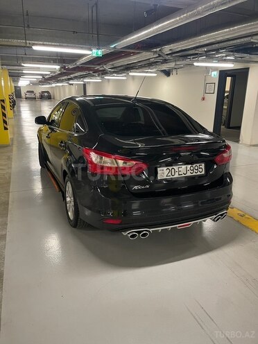Ford Focus (North America) 2011, 160,000 km - 1.6 l - Gəncə
