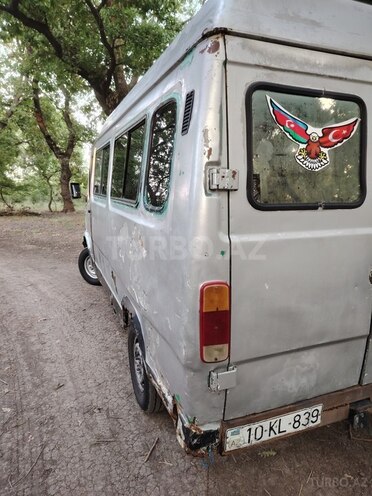 Mercedes 208 D 1986, 436,753 km - 2.3 l - Bərdə