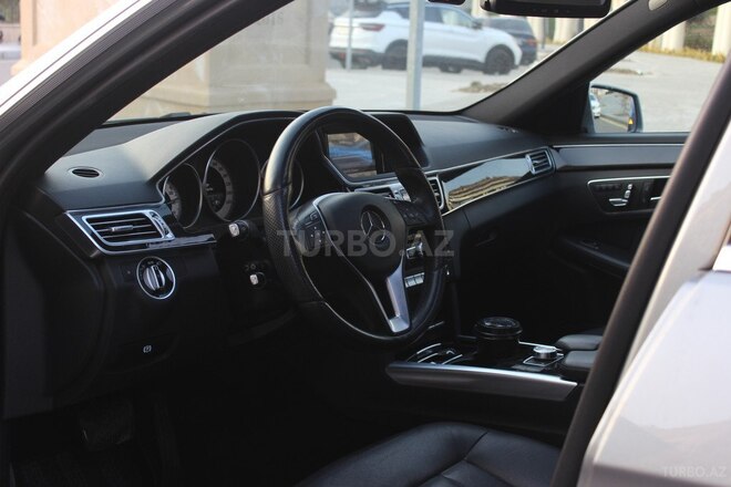 Mercedes E 220 d 2015, 180,000 km - 2.2 л - Bakı