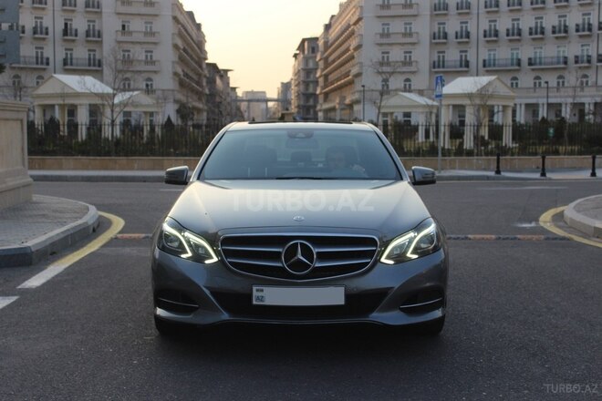 Mercedes E 220 d 2015, 180,000 km - 2.2 л - Bakı