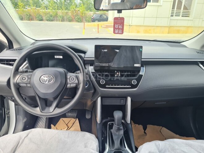 Toyota Corolla Cross 2024, 0 km - 2.0 л - Bakı