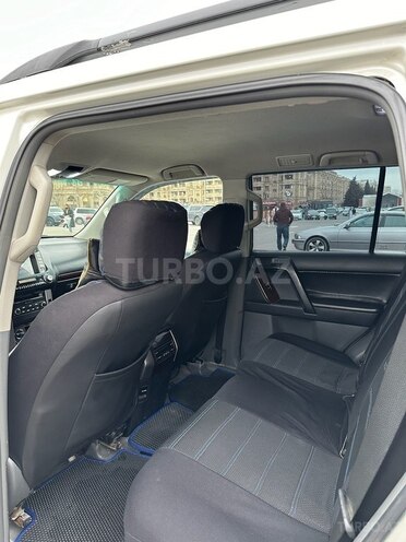 Toyota Land Cruiser Prado 2010, 201,500 km - 2.7 l - Bakı