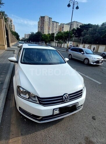 Volkswagen Passat 2011, 185,000 km - 1.8 л - Bakı