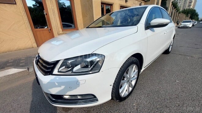 Volkswagen Passat 2011, 185,000 km - 1.8 л - Bakı