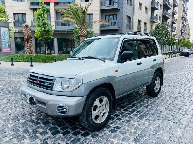 Mitsubishi Pajero io 2000, 190,000 km - 1.8 l - Bakı