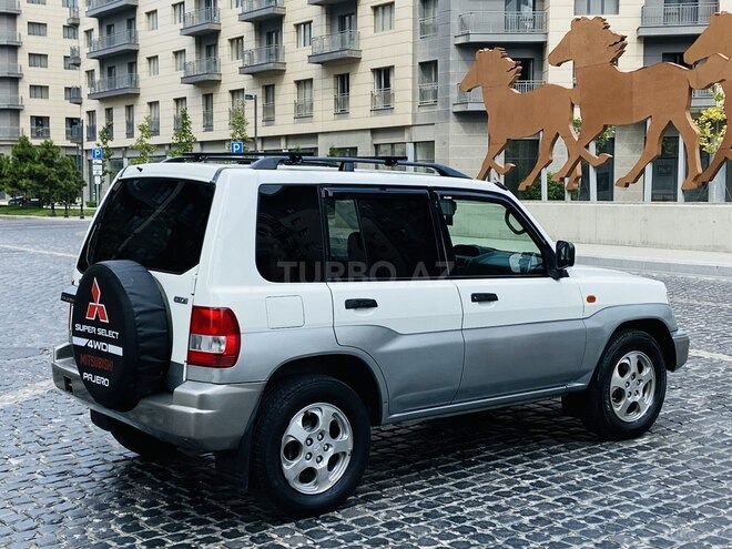 Mitsubishi Pajero io 2000, 190,000 km - 1.8 l - Bakı