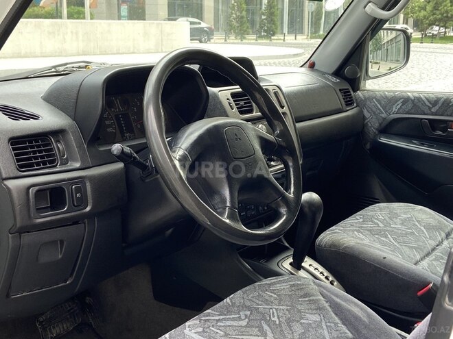 Mitsubishi Pajero io 2000, 190,000 km - 1.8 l - Bakı