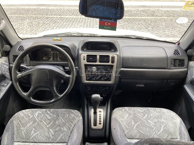 Mitsubishi Pajero io 2000, 190,000 km - 1.8 l - Bakı