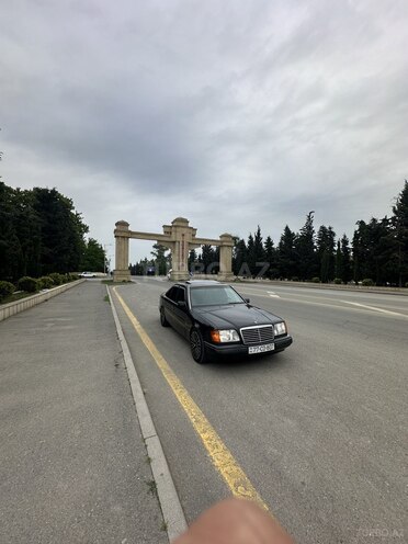 Mercedes E 220 1999, 397,000 km - 2.2 l - Bakı