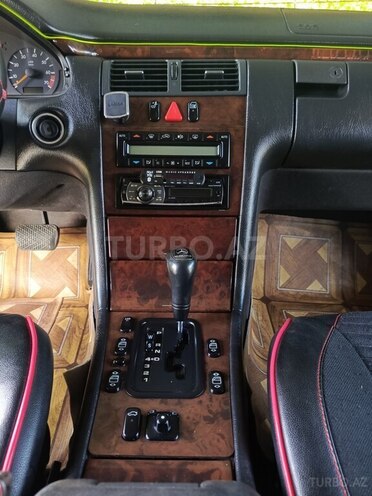 Mercedes E 230 1997, 340,000 km - 2.3 l - Beyləqan