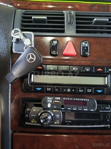 Mercedes E 230 1997, 340,000 km - 2.3 l - Beyləqan