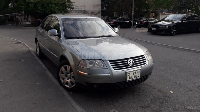 Volkswagen Passat 2004, 247,000 km - 1.8 l - Bakı