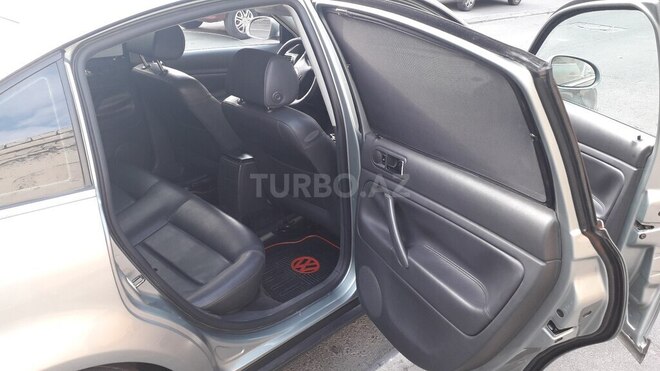 Volkswagen Passat 2004, 247,000 km - 1.8 l - Bakı