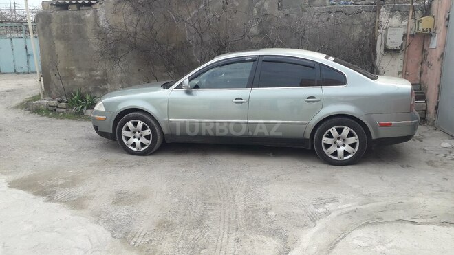 Volkswagen Passat 2004, 247,000 km - 1.8 l - Bakı