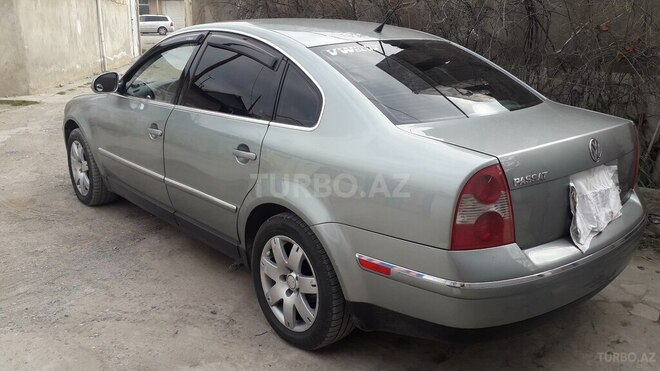 Volkswagen Passat 2004, 247,000 km - 1.8 l - Bakı