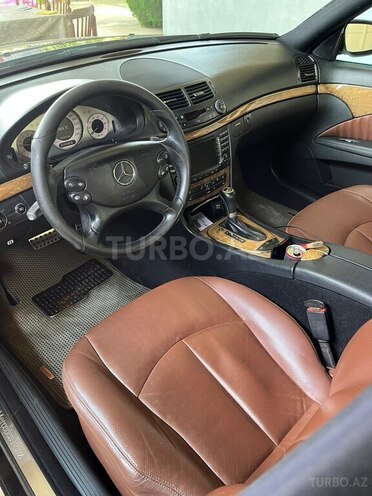 Mercedes E 350 2007, 235,000 km - 3.5 l - Bakı