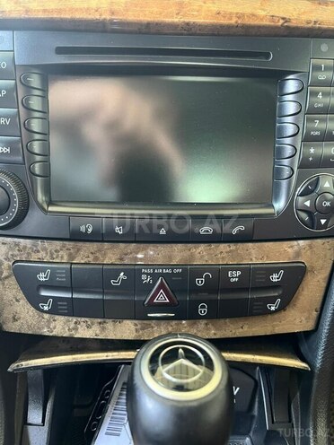 Mercedes E 350 2007, 235,000 km - 3.5 l - Bakı