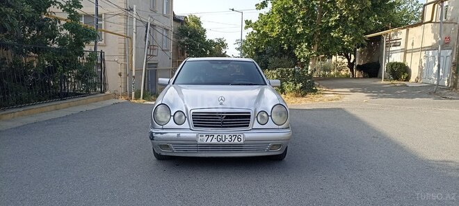 Mercedes E 220 1997, 435,248 km - 2.2 l - Bakı