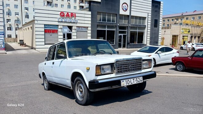 LADA (VAZ) 2107-3