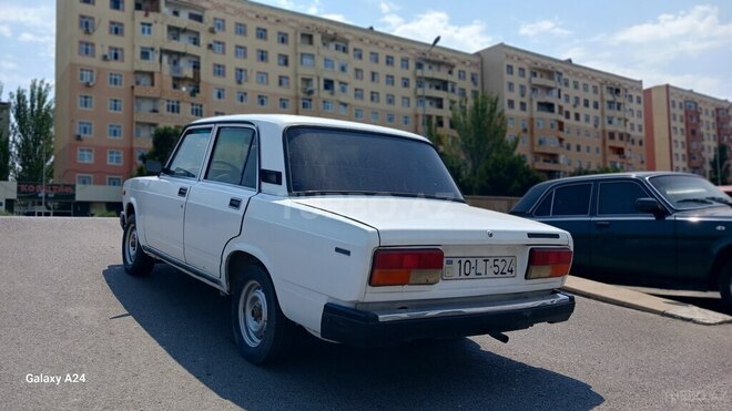 LADA (VAZ) 2107-5