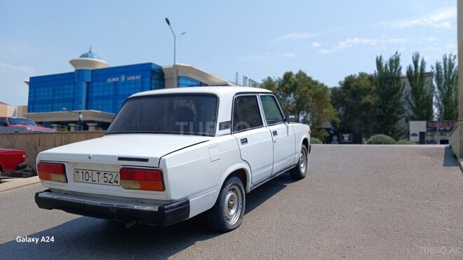 LADA (VAZ) 2107-4
