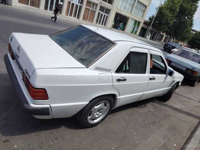 Mercedes 190 1990, 245,000 km - 2.0 l - Bərdə