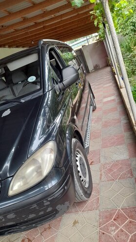 Mercedes Vito 111 2007, 350,000 km - 2.2 l - Salyan