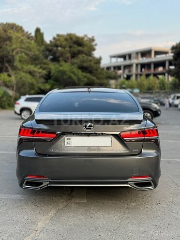 Lexus LS 500-6
